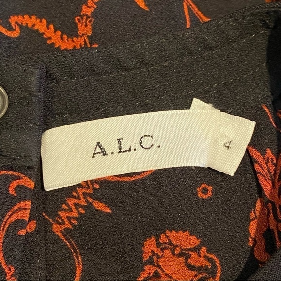 A.L.C. Women’s 100% Silk Floral Print Pleated Sleeveless Blouse Top Size 4 - Picture 4 of 7